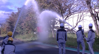 十八禁不卡国产在线播放